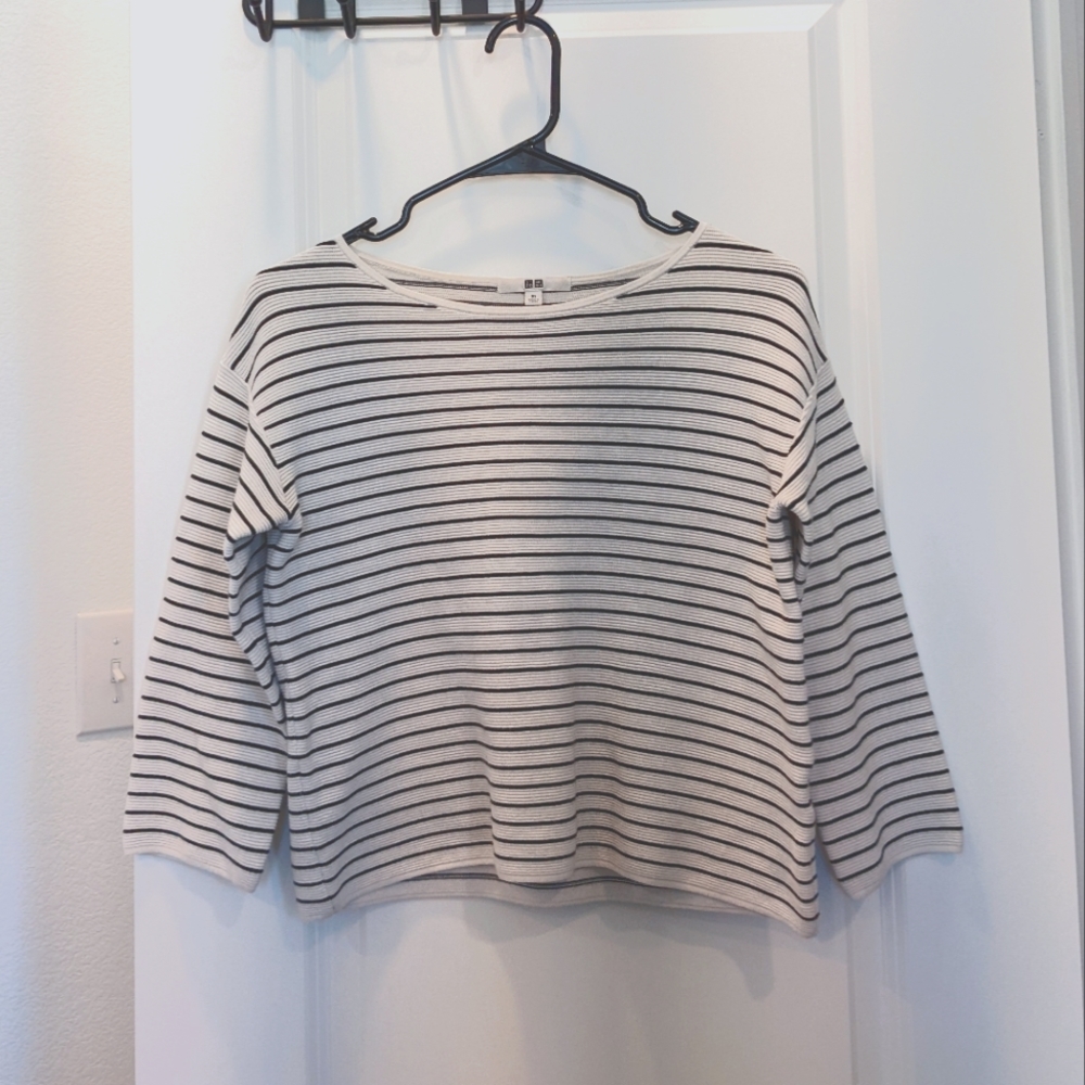 Uniqlo Black and White Striped Top XS